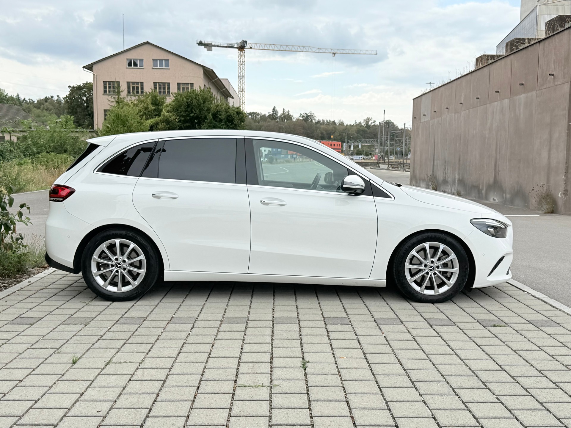 MERCEDES-BENZ B 250 4Matic Progressive-showroom-element-3