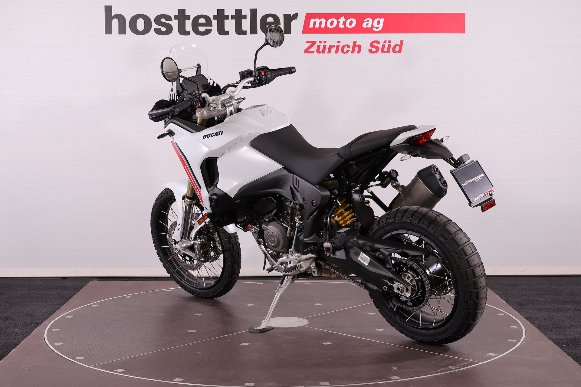 DUCATI Desert X-image-5