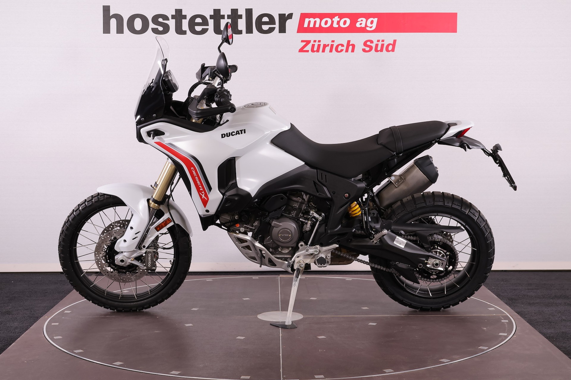 DUCATI Desert X