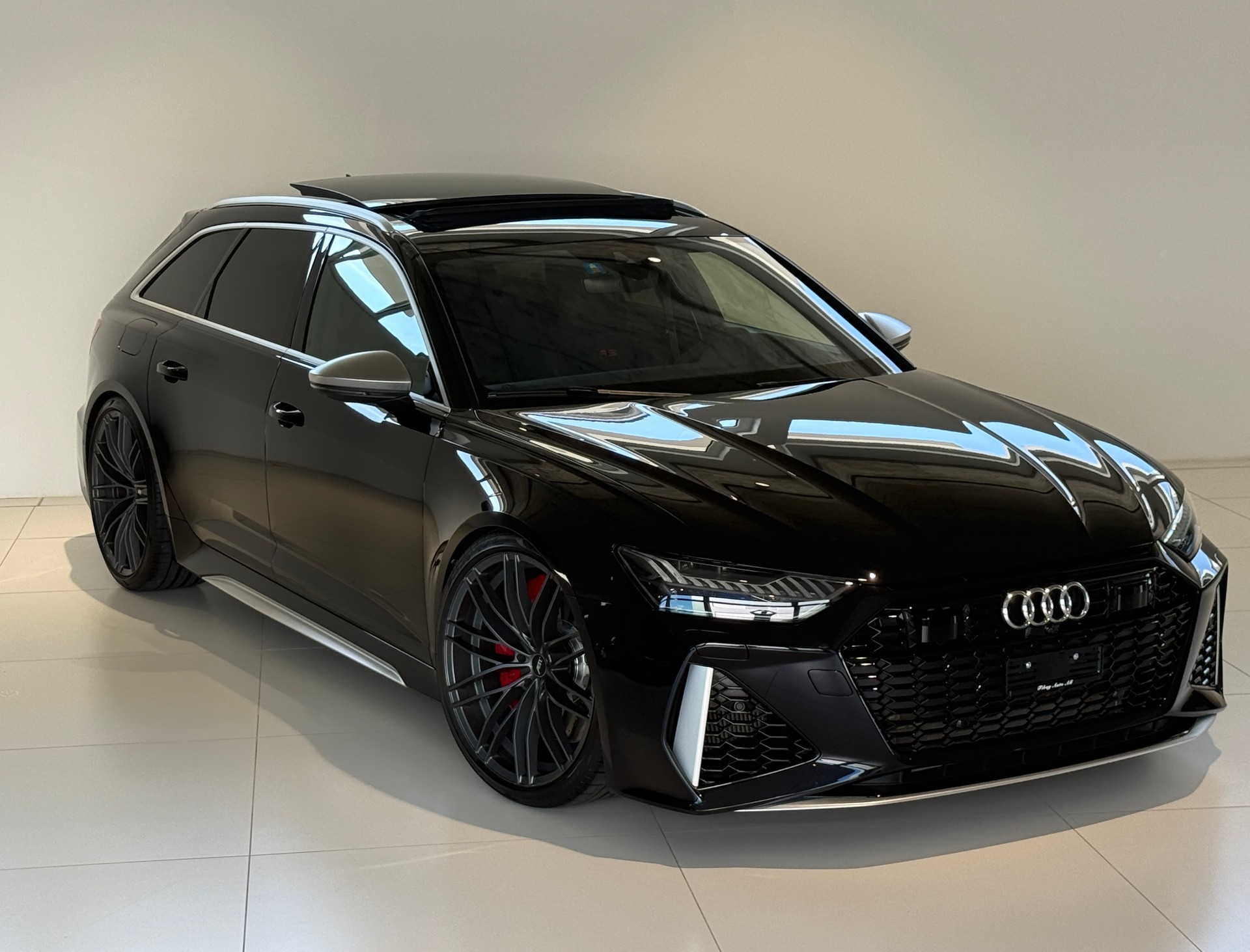 AUDI RS6 Avant 4.0 TFSI V8 quattro ***Audi Werksgarantie 2028***Frisch ab Audi Service***Exklusive Ausstattung***