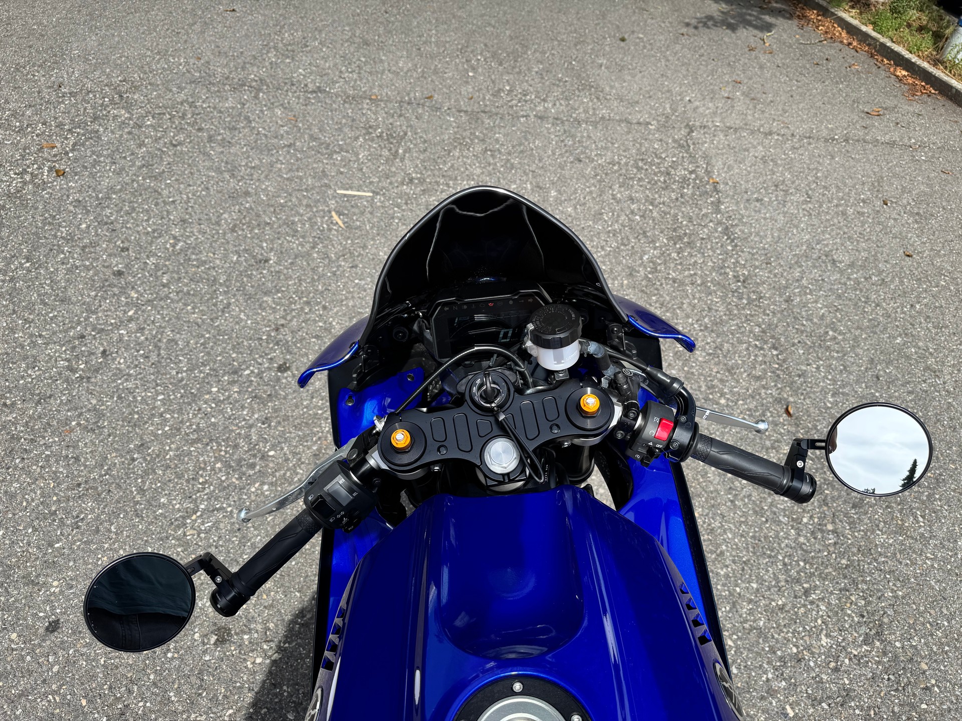 YAMAHA YZF-R7 (35kW)-image-4