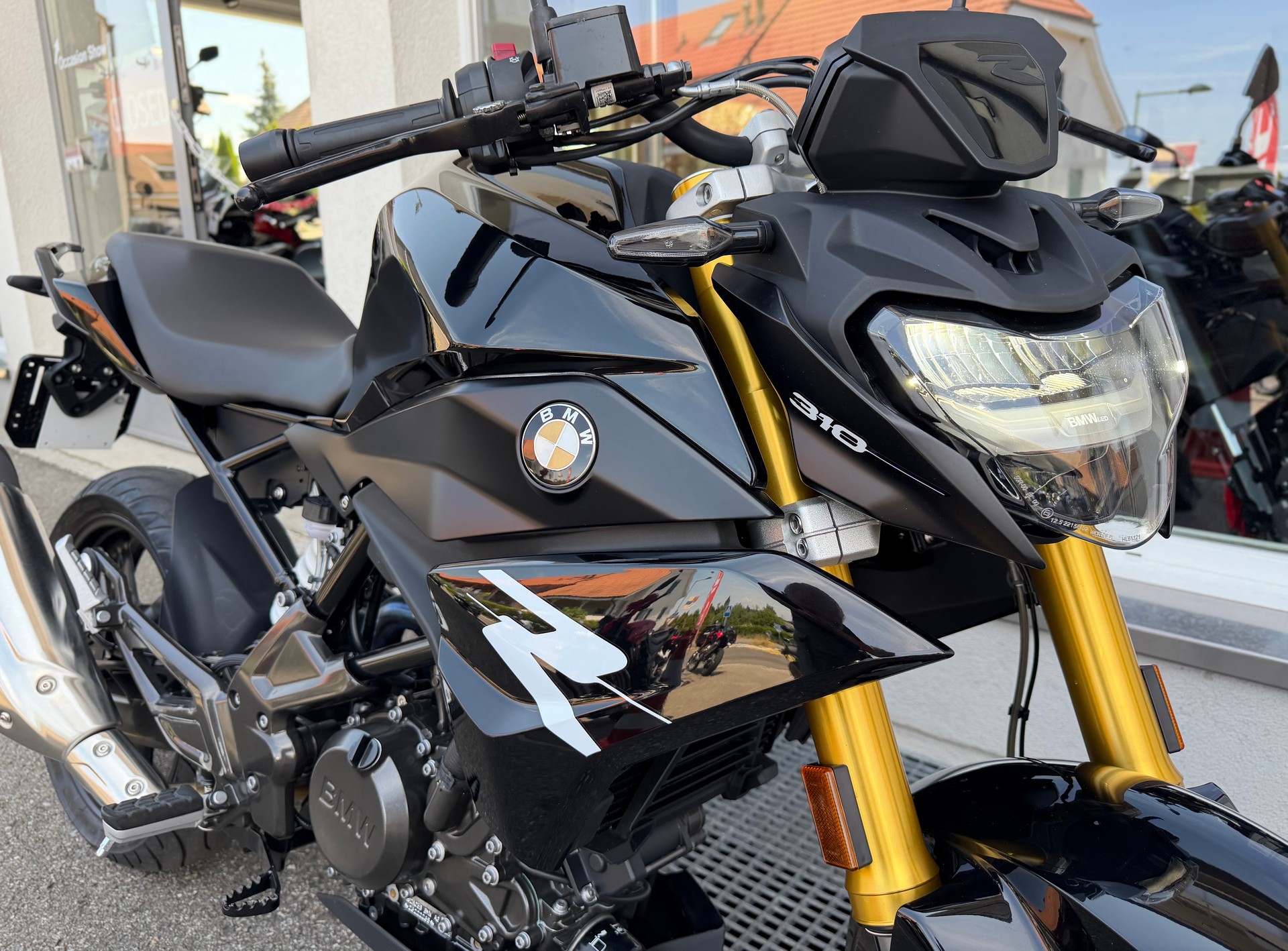 BMW G 310 R-image-5