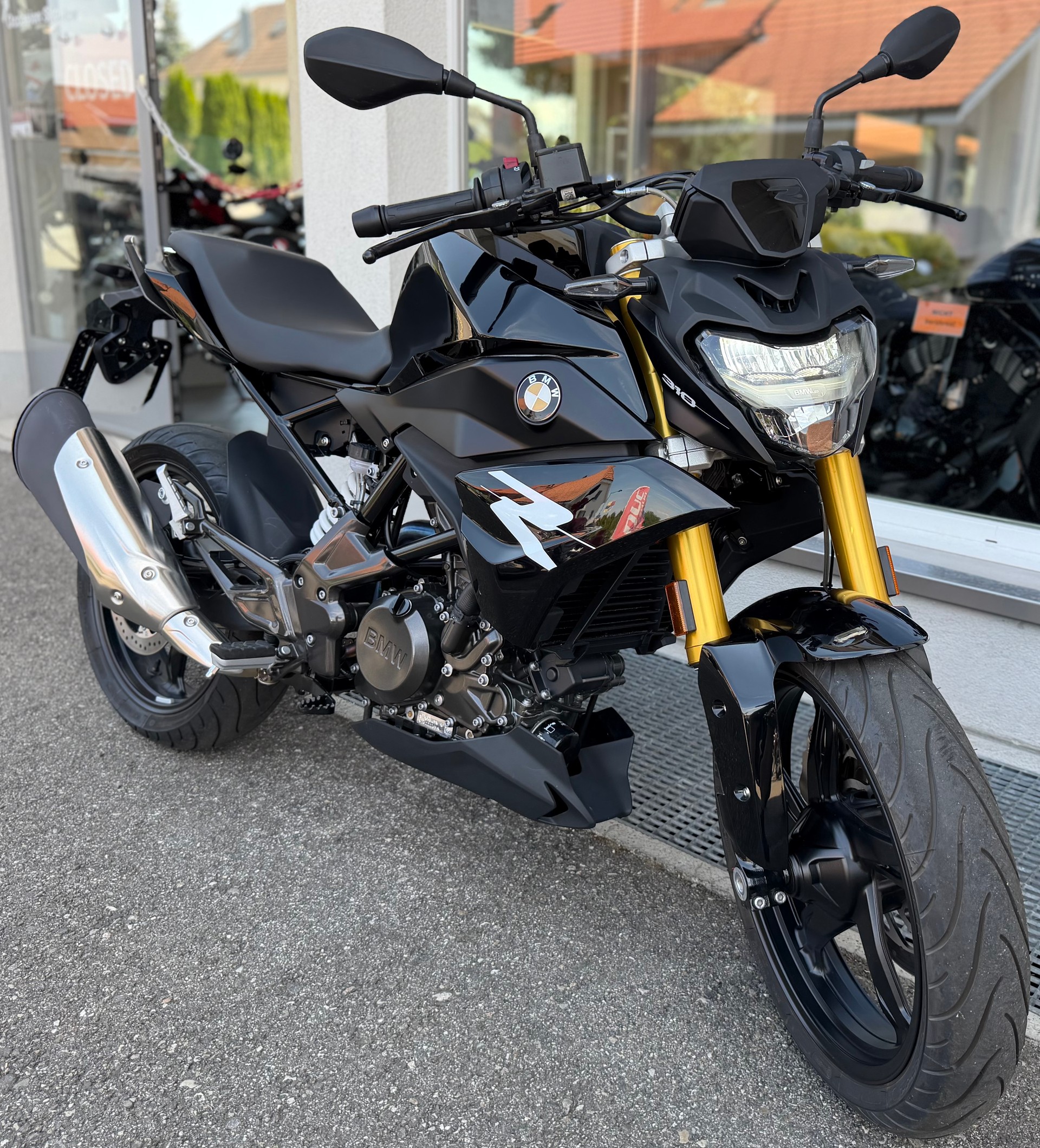 BMW G 310 R-image-2