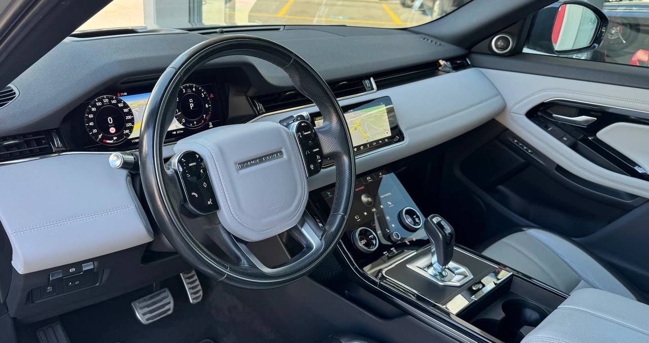 LAND ROVER Range Rover Evoque R-Dynamic First Edition P 250 HSE AT9-image-6
