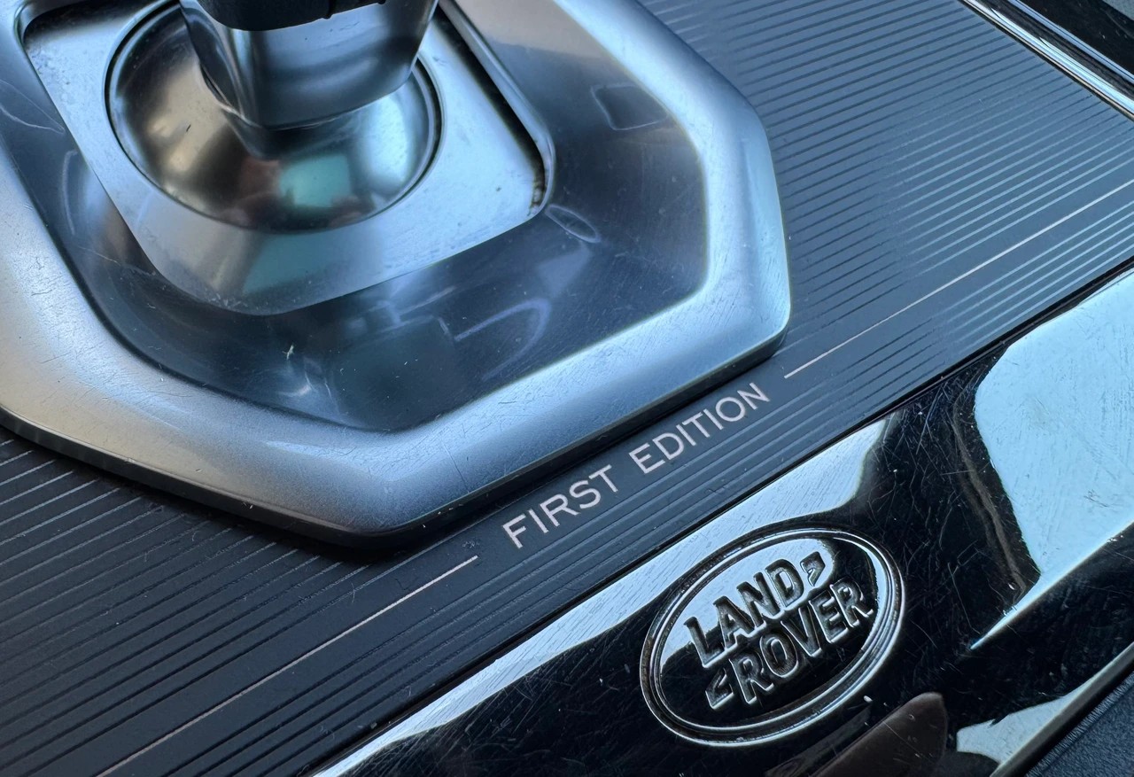 LAND ROVER Range Rover Evoque R-Dynamic First Edition P 250 HSE AT9-image-21