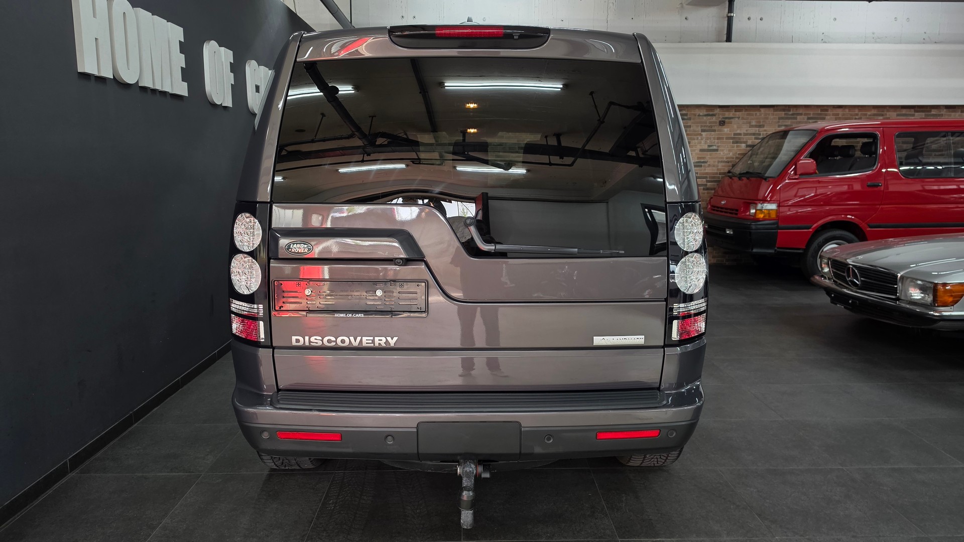 LAND ROVER Discovery 3.0 SDV6 Landmark Automatic-image-7