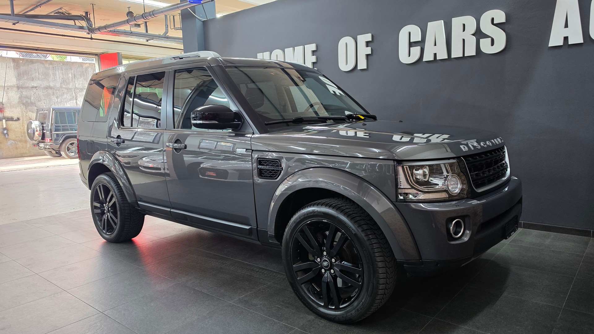 LAND ROVER Discovery 3.0 SDV6 Landmark Automatic-image-12