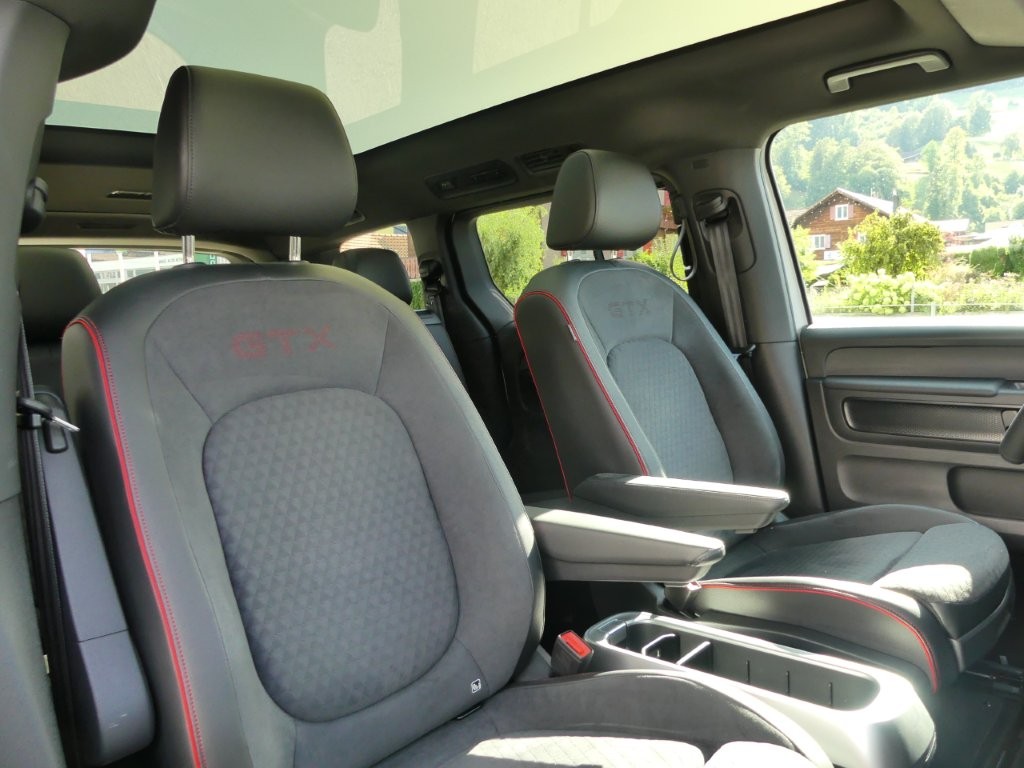 VW ID.Buzz NWB GTX 4 Motion-image-11