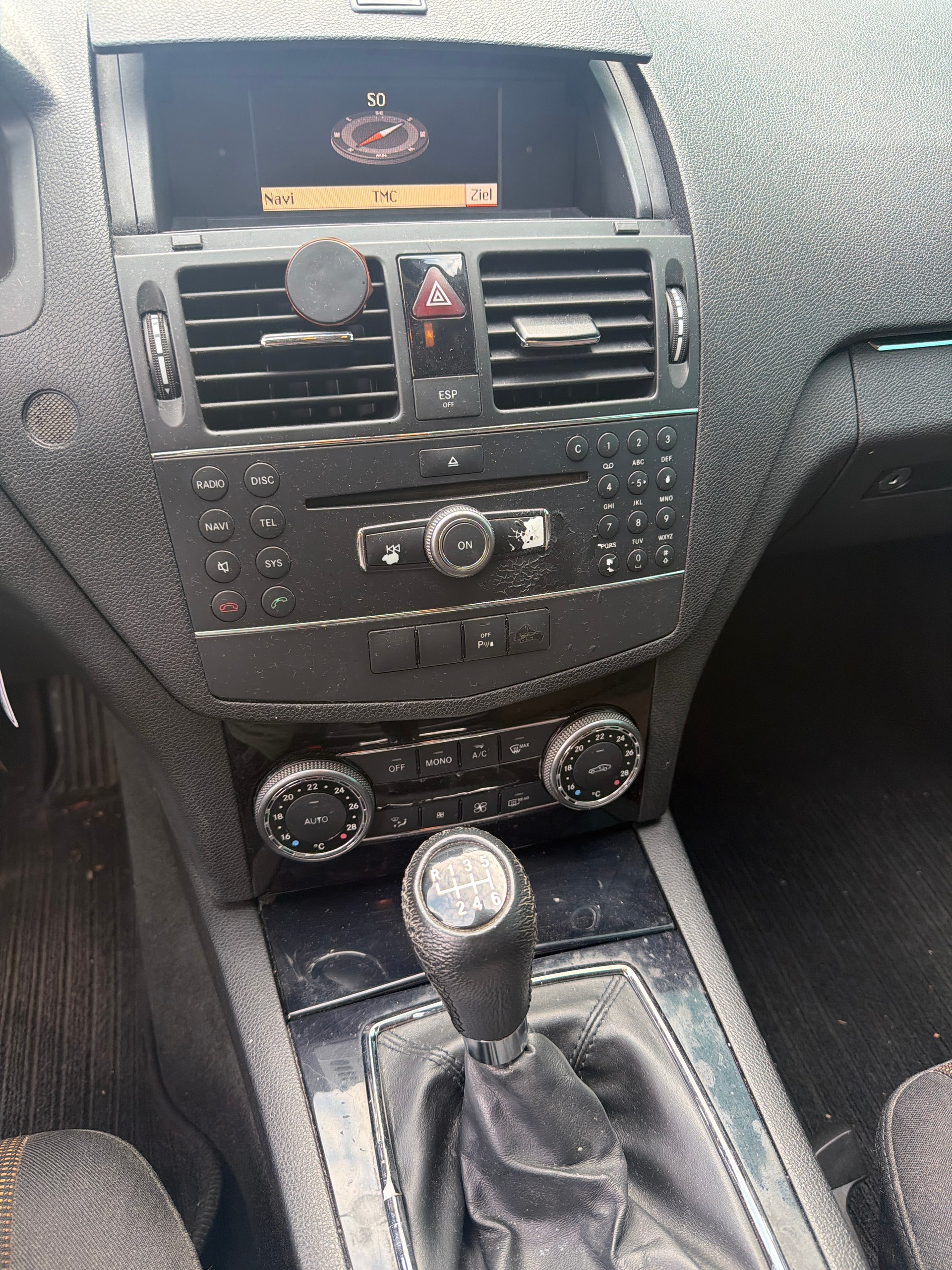 MERCEDES-BENZ C 200 CDI Elégance-image-9