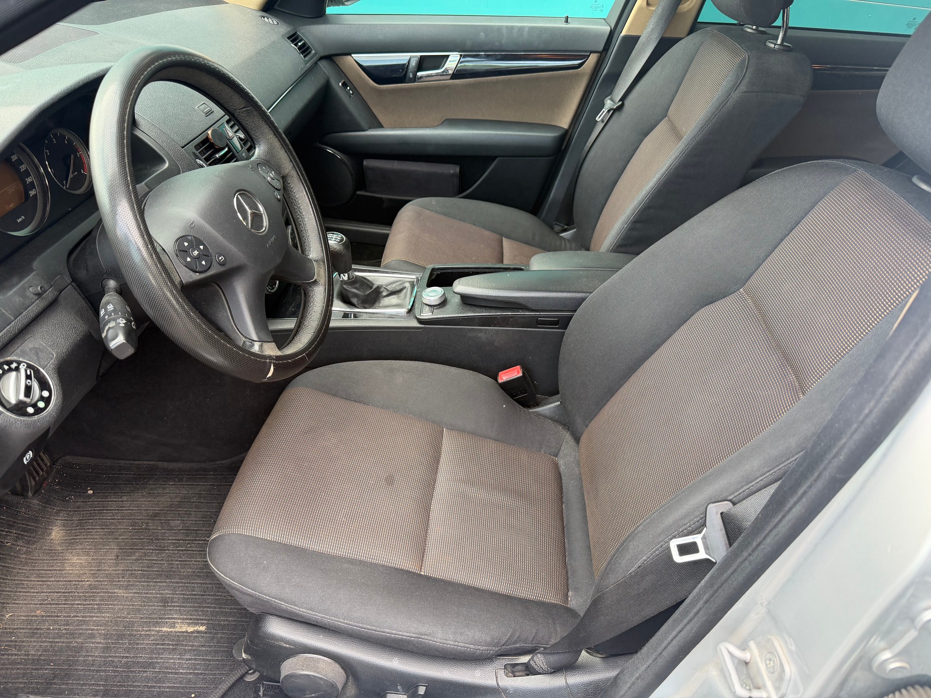 MERCEDES-BENZ C 200 CDI Elégance-image-6