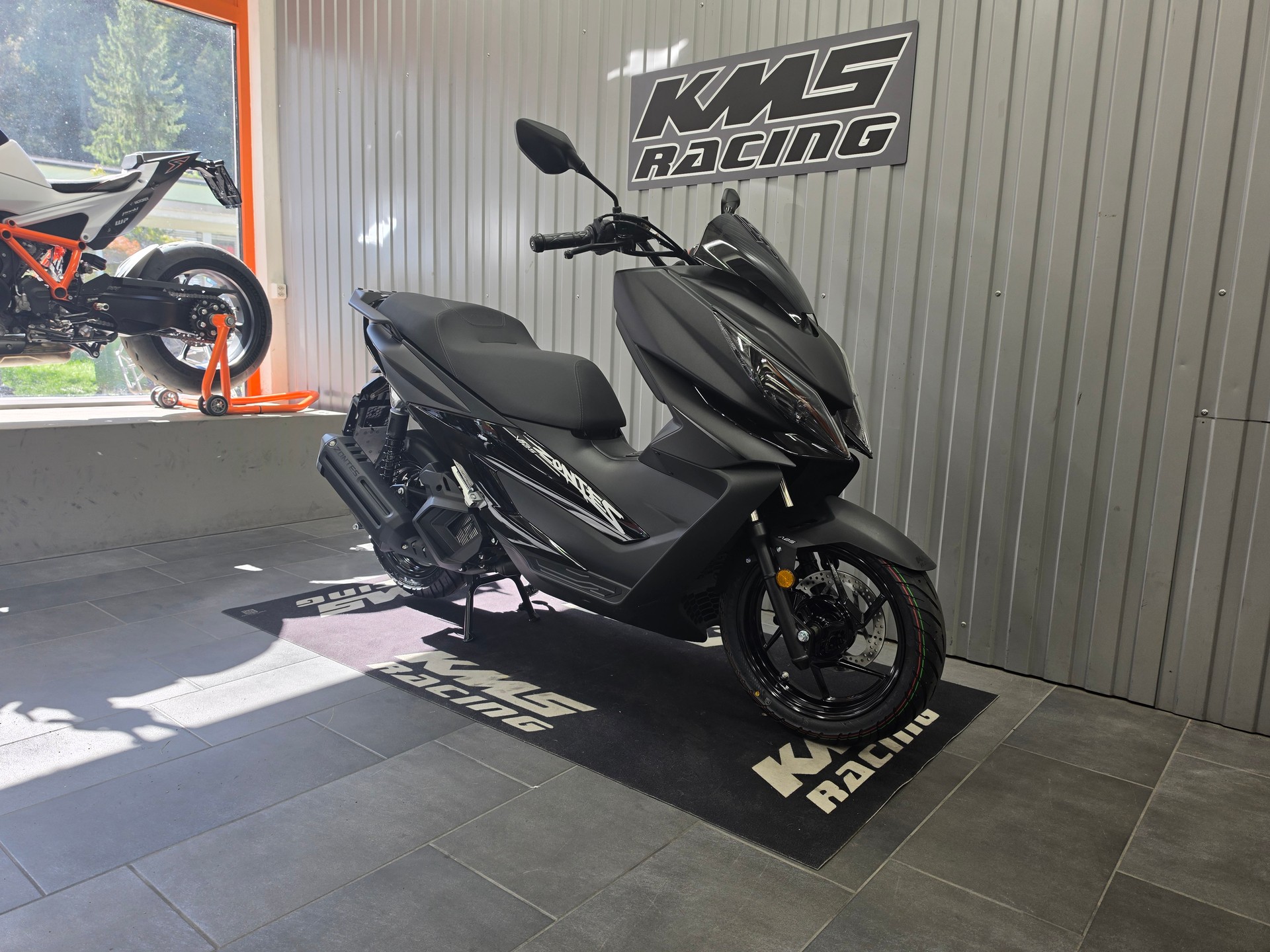 ZONTES 125 V-showroom-element-1