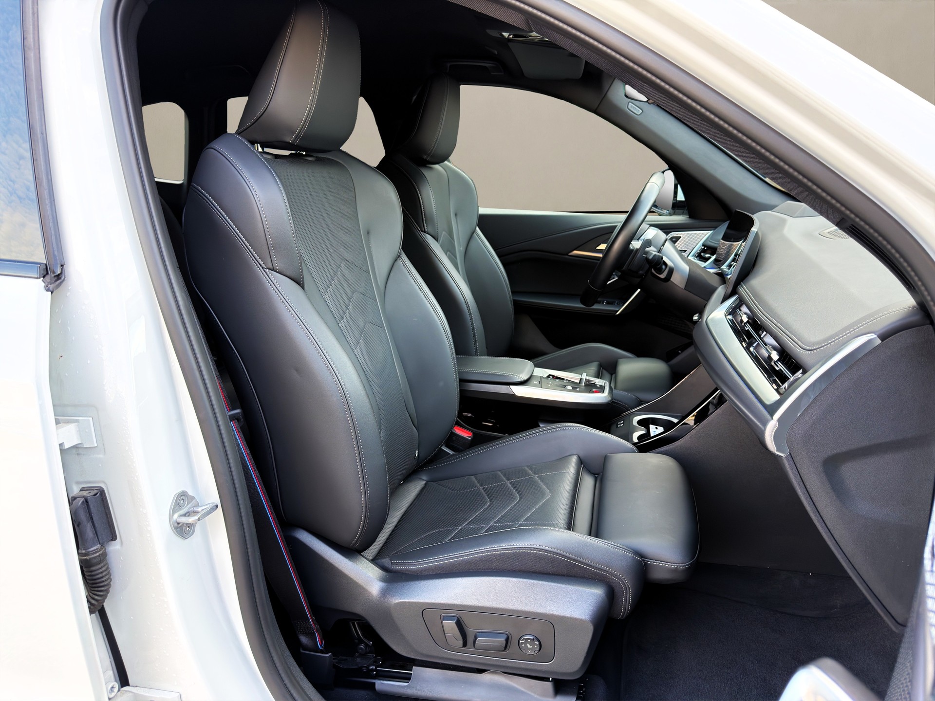 BMW X1 xDrive 30e❗M Sport Pro❗✅CH-Fahrzeug & TOP-Ausstattung✅-image-9
