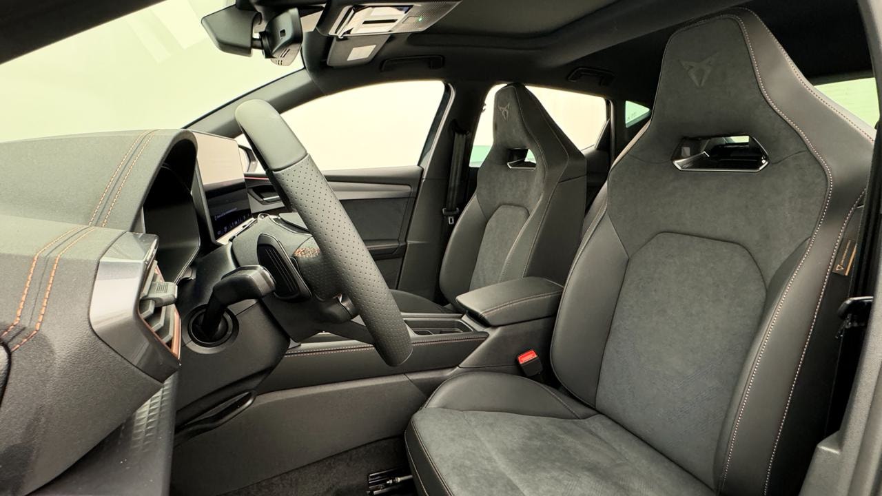 CUPRA LEON 2.0 TSI VZ DSG-image-4