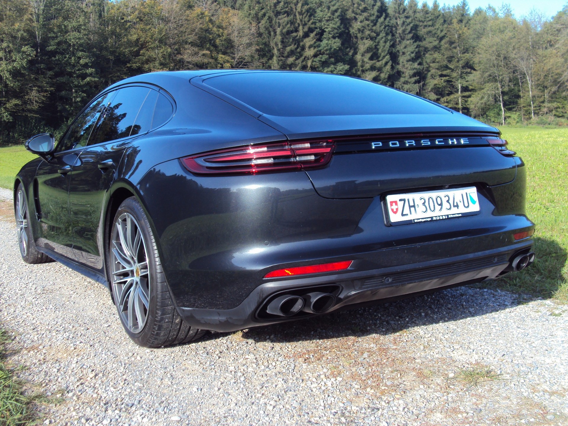 PORSCHE Panamera 4 PDK-image-3