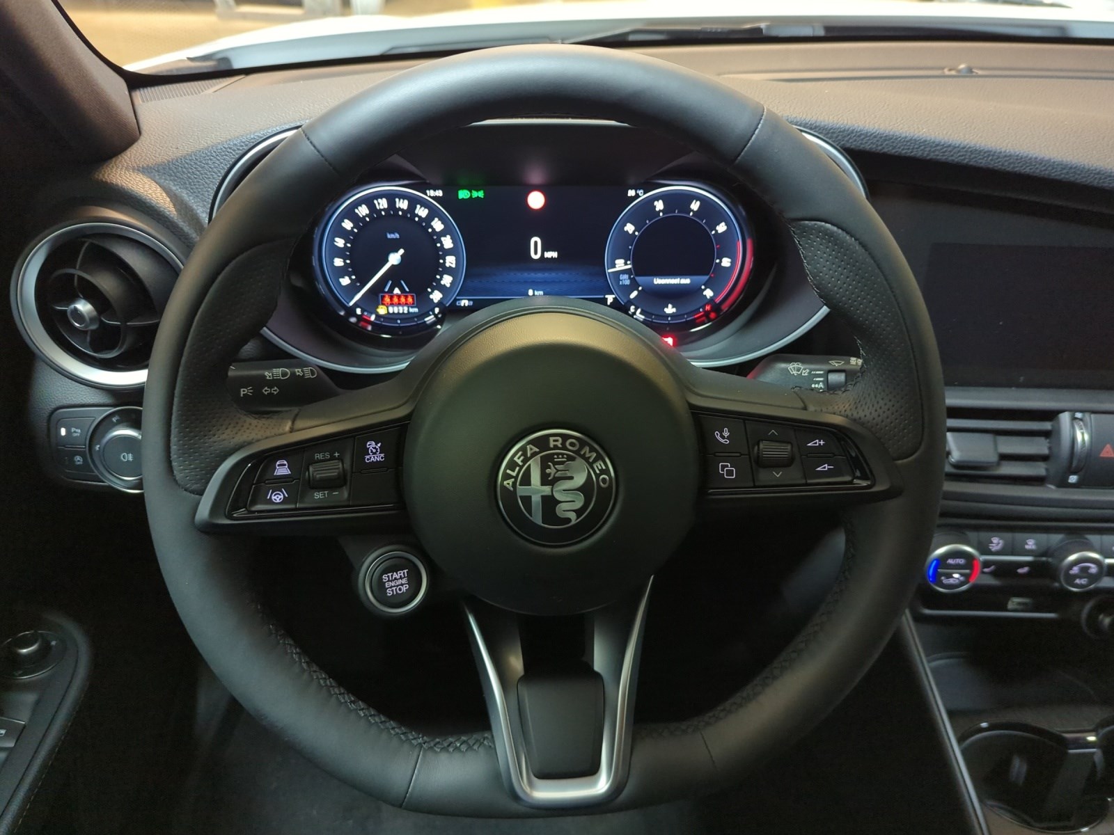 ALFA ROMEO Giulia 2.0 Ti Q4 AT8-image-6