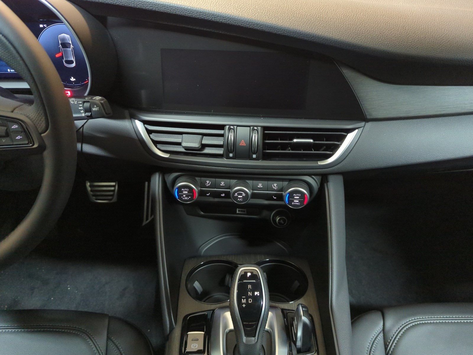 ALFA ROMEO Giulia 2.0 Ti Q4 AT8-image-10