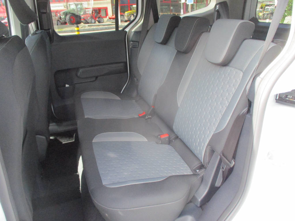 FORD Transit Tourneo Courier 1.0 EcoBoost Titanium-image-6