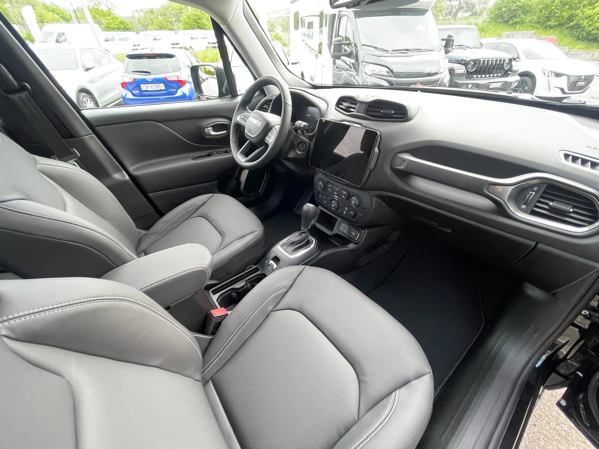 JEEP Renegade 1.5 MHEV Summit Sky-image-9