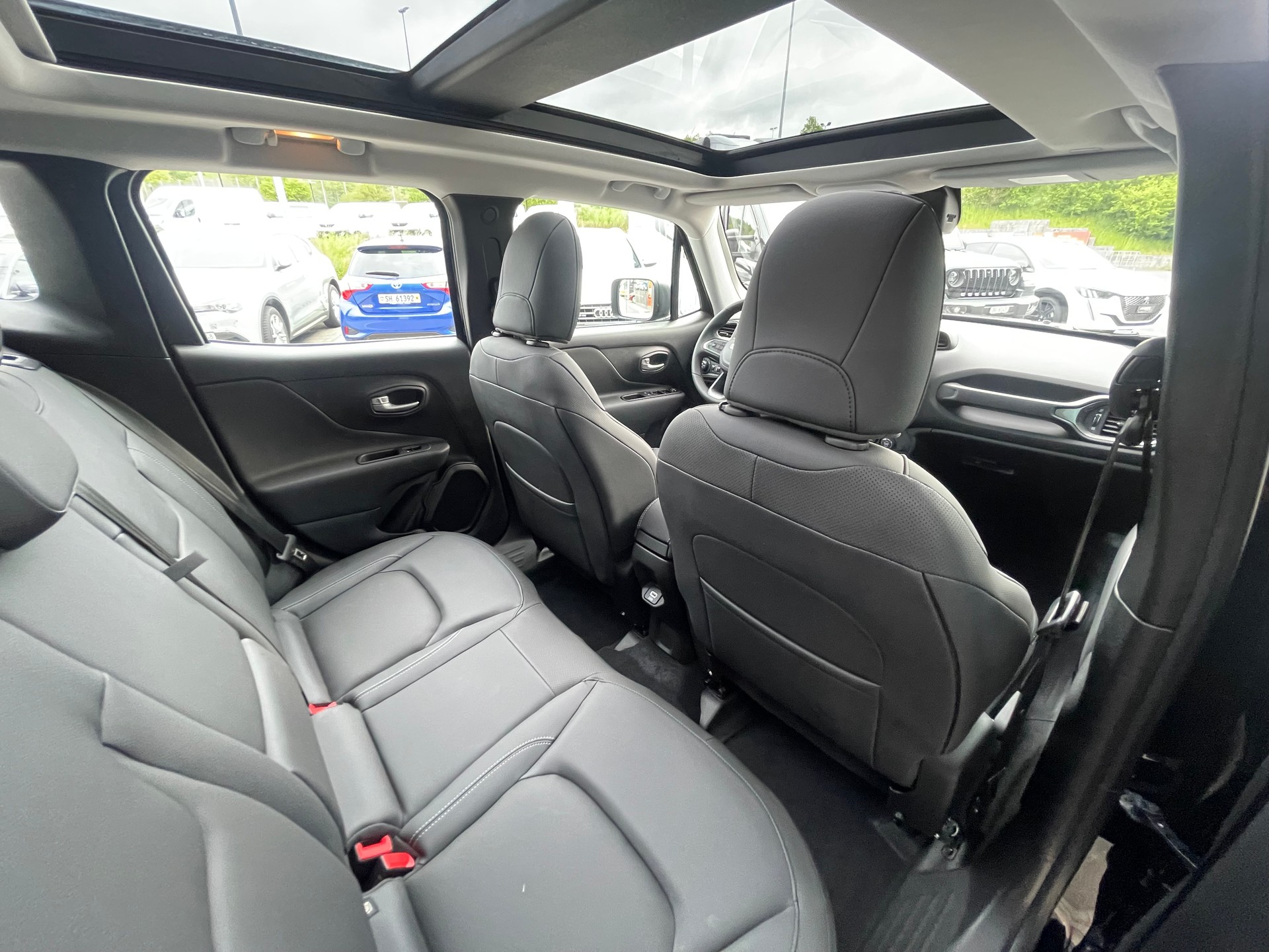 JEEP Renegade 1.5 MHEV Summit Sky-image-10