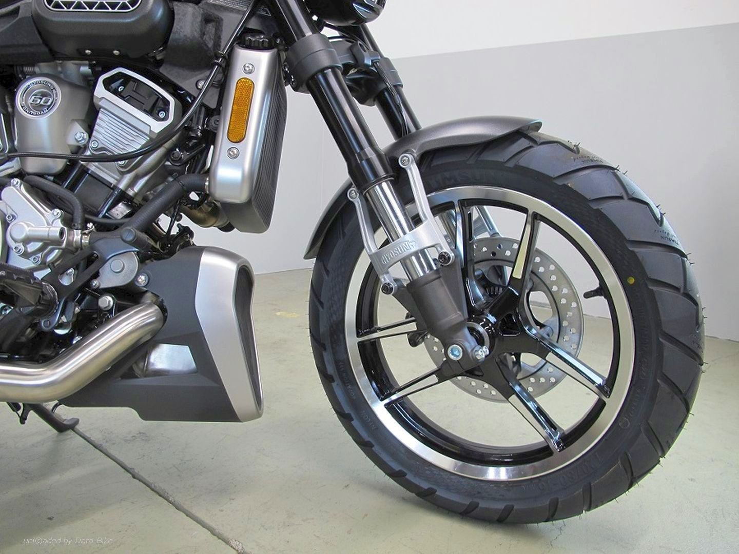 HYOSUNG BOBBER GV 125 X-image-8