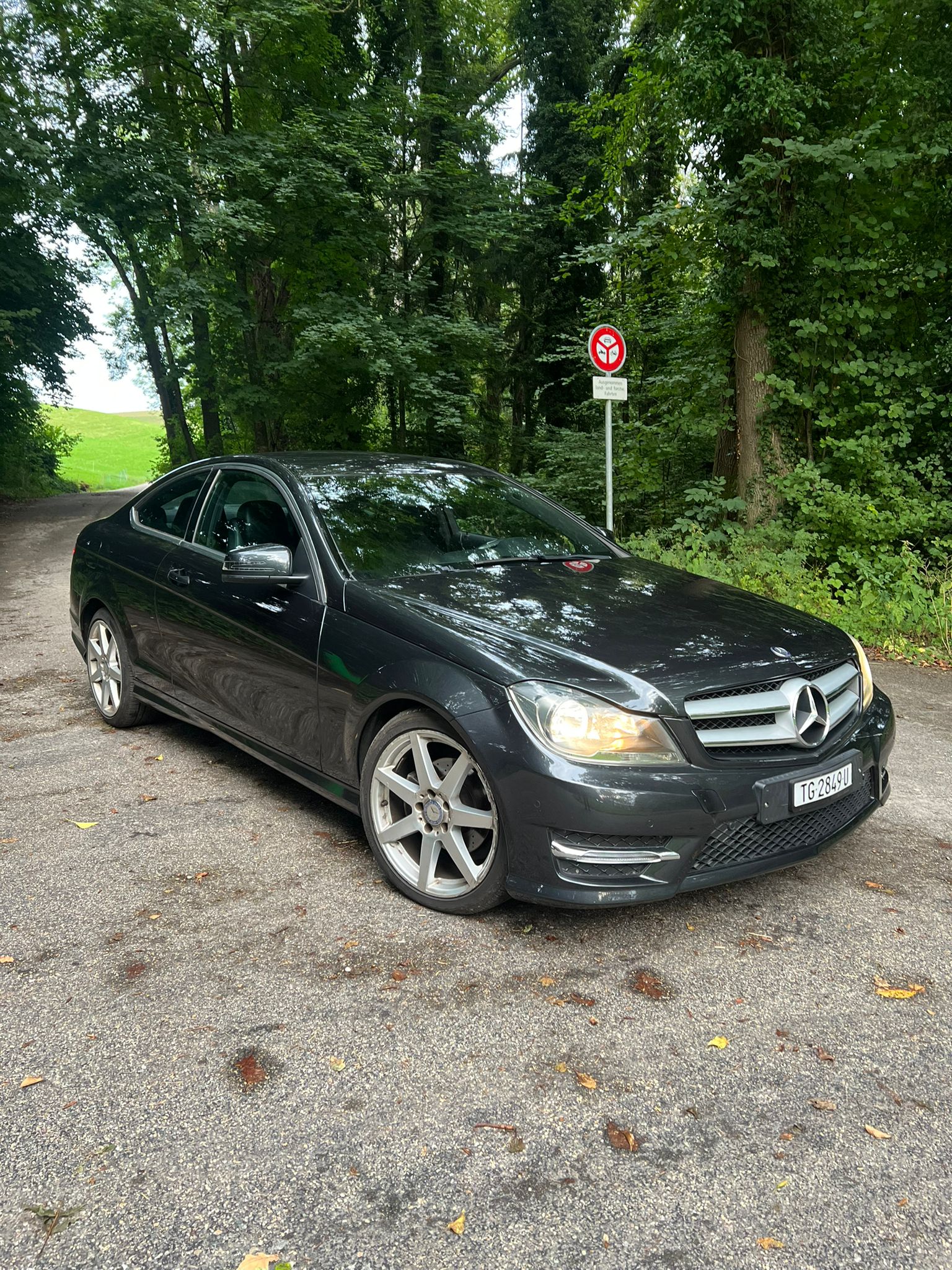MERCEDES-BENZ C 180 Coupé-image-4