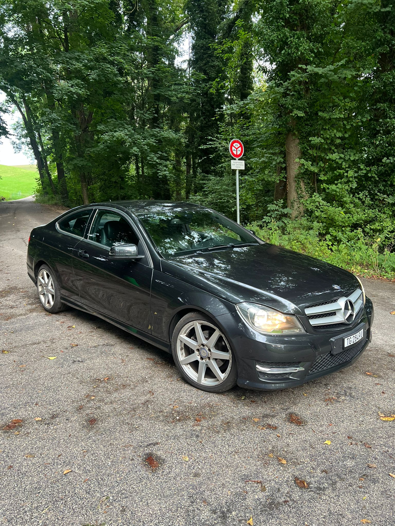 MERCEDES-BENZ C 180 Coupé-image-3
