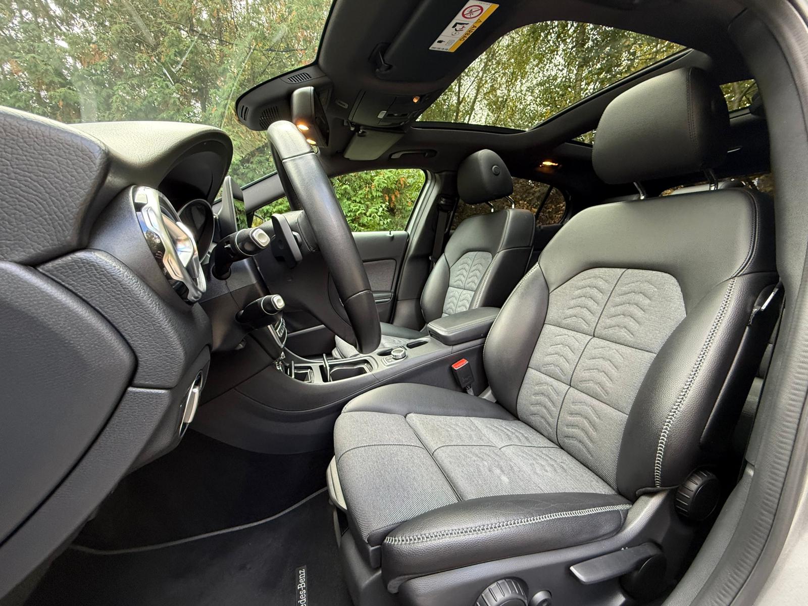 MERCEDES-BENZ GLA 200 d Swiss Star Edition Style 4Matic 7G-DCT-image-10