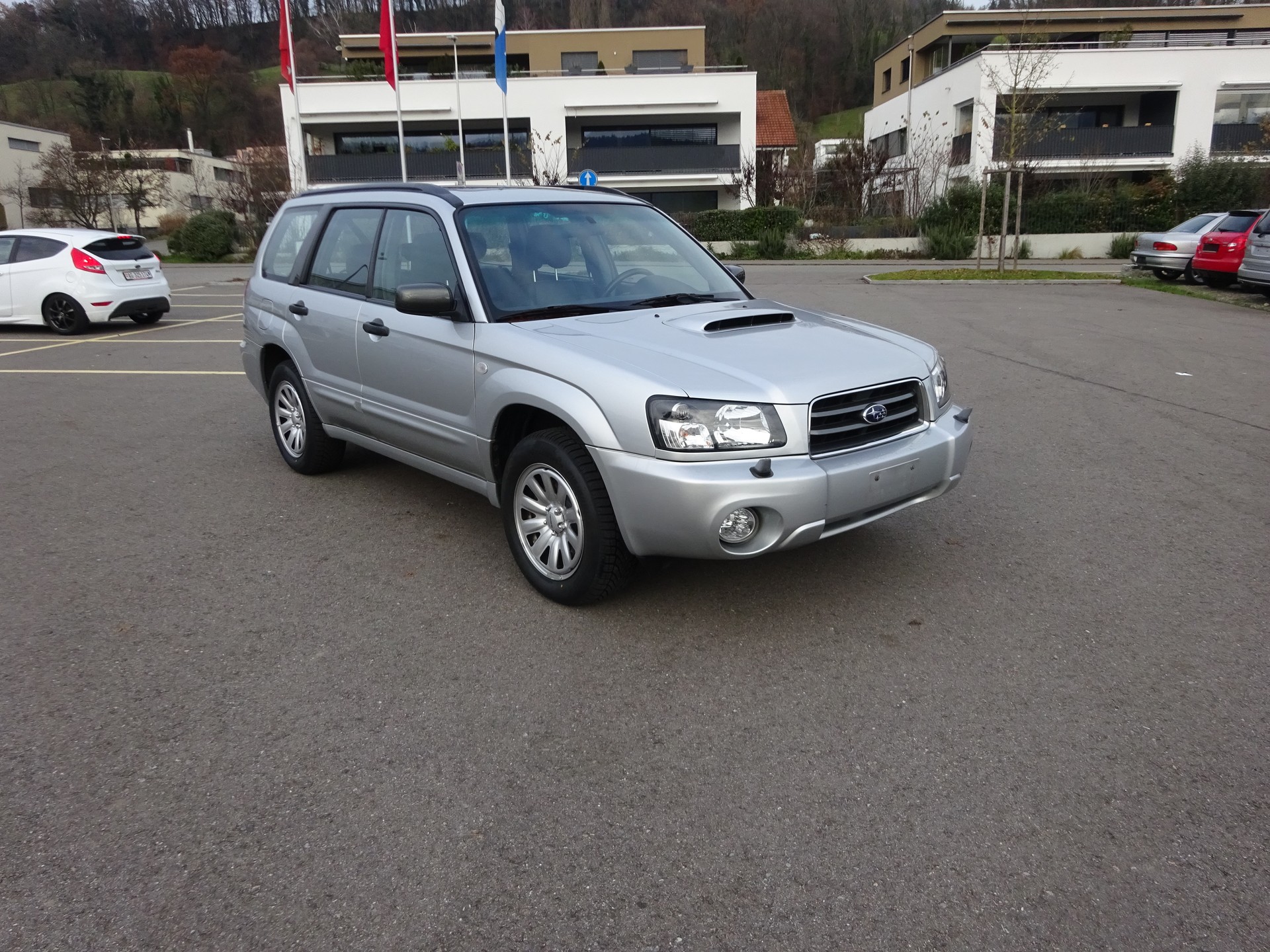 SUBARU Forester 2.0XT Automatic-image-1