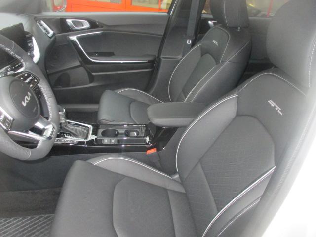 KIA Ceed SW 1.5 T-GDi MHEV GT-Line-image-7