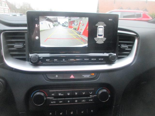 KIA Ceed SW 1.5 T-GDi MHEV GT-Line-image-10