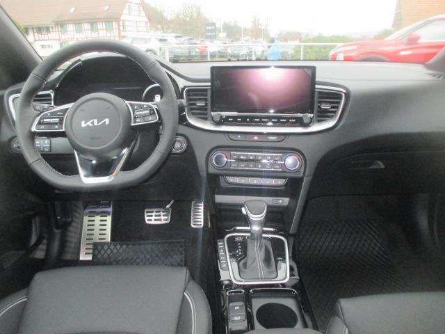 KIA Ceed SW 1.5 T-GDi MHEV GT-Line-image-8
