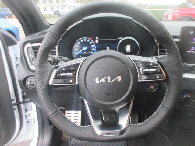 KIA Ceed SW 1.5 T-GDi MHEV GT-Line-image-9