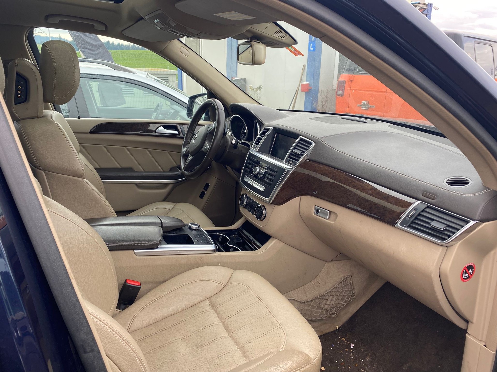 MERCEDES-BENZ GL 350 BlueTEC 4Matic 7G-TRONIC-image-5