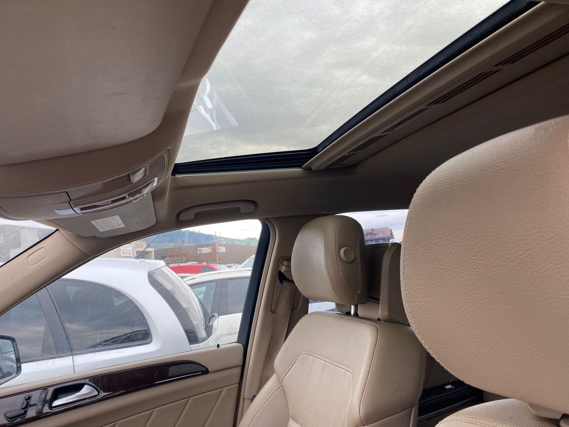 MERCEDES-BENZ GL 350 BlueTEC 4Matic 7G-TRONIC-image-9