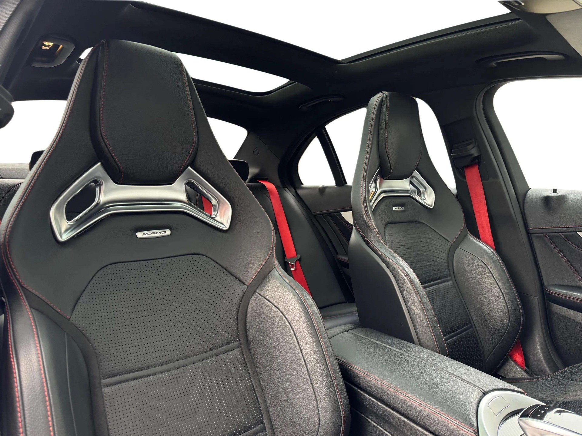 MERCEDES-BENZ C 43 AMG 4Matic 9G-Tronic-image-21