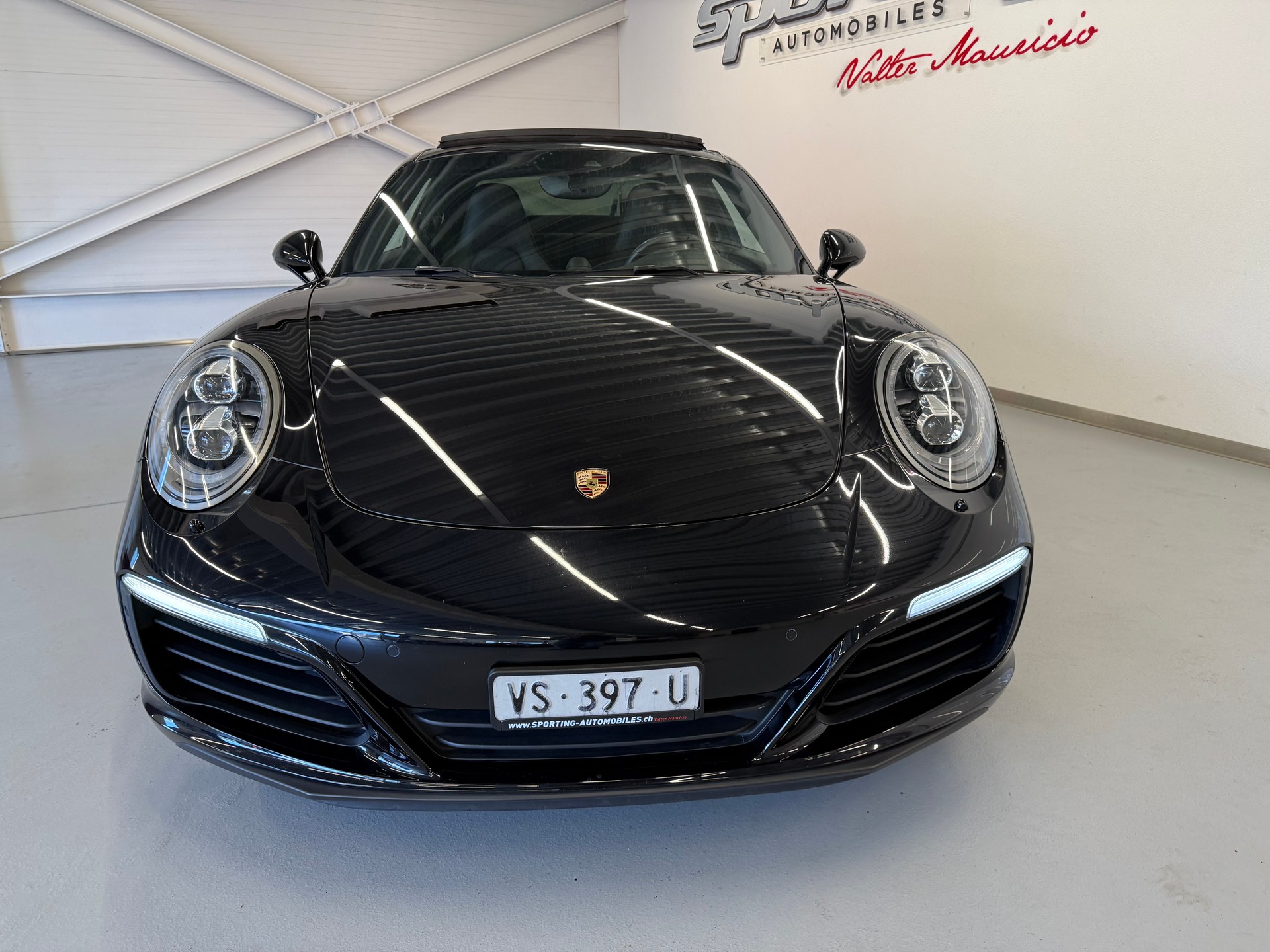PORSCHE 911 Carrera 4S PDK fulls black modèle 2017-image-5