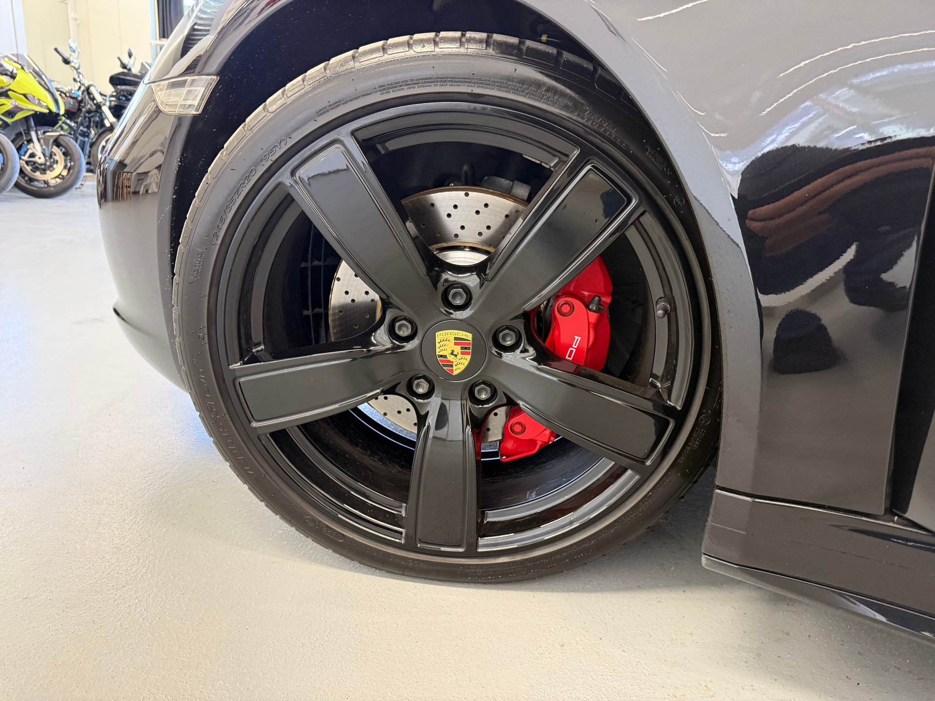 PORSCHE 911 Carrera 4S PDK fulls black modèle 2017-image-27