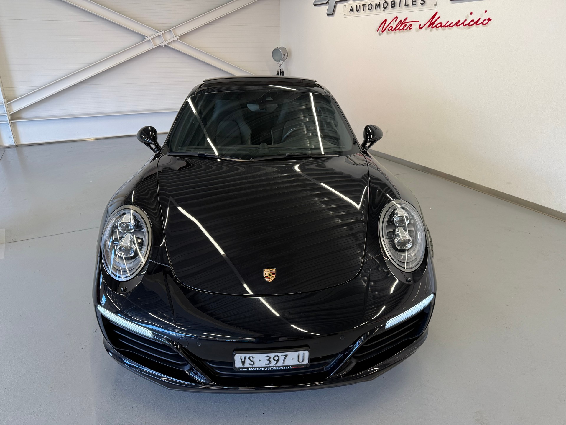 PORSCHE 911 Carrera 4S PDK fulls black modèle 2017-image-4
