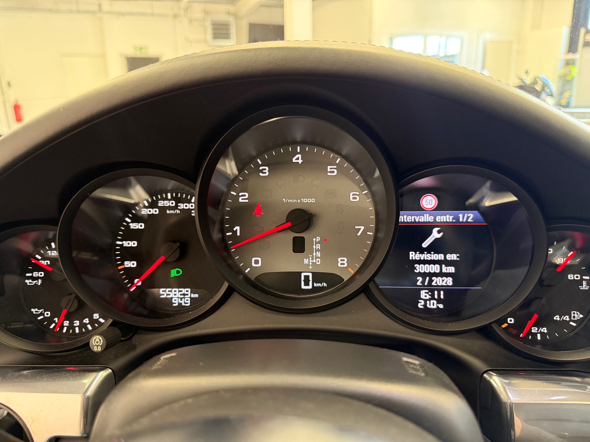 PORSCHE 911 Carrera 4S PDK fulls black modèle 2017-image-20