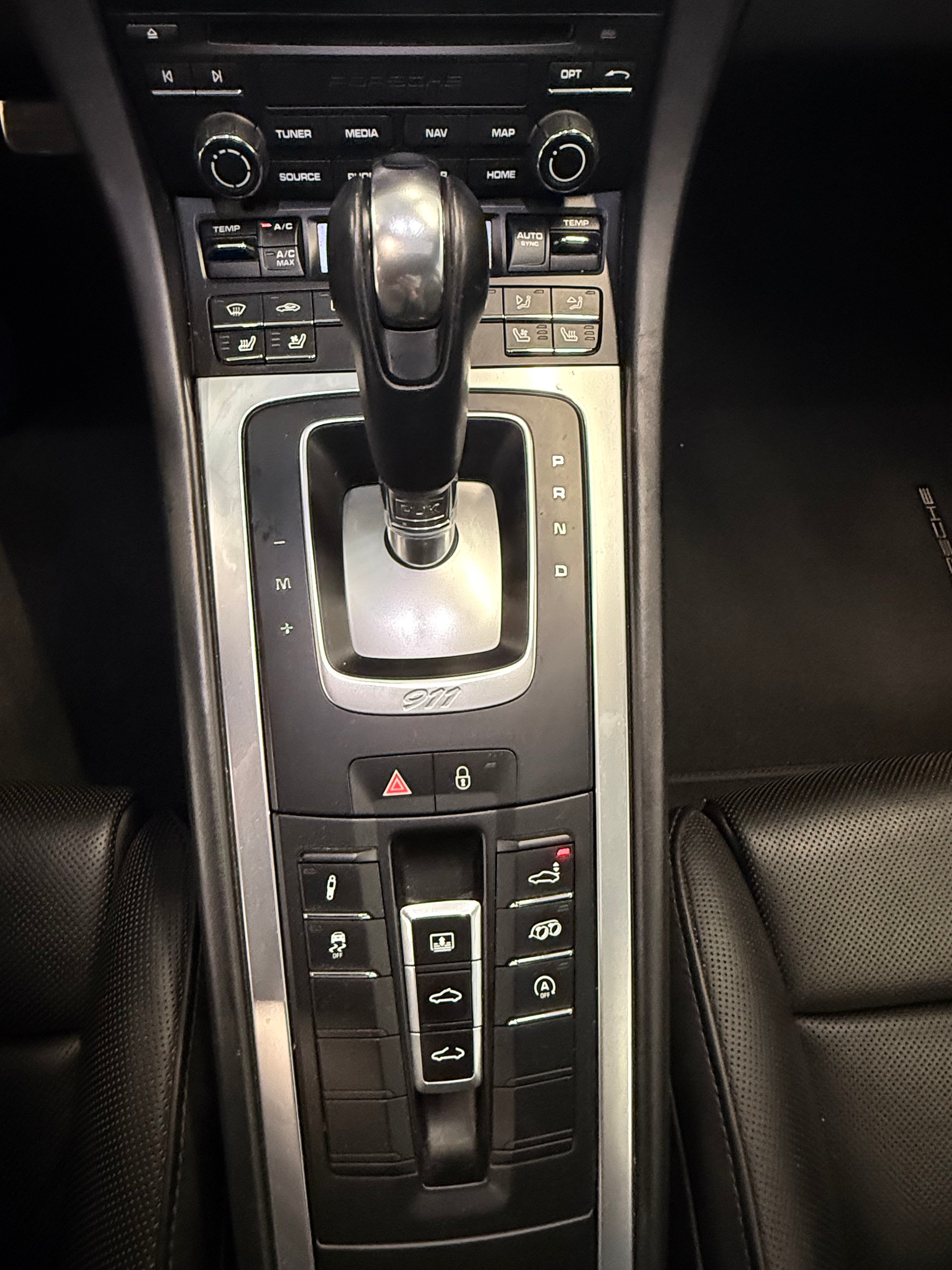 PORSCHE 911 Carrera 4S PDK fulls black modèle 2017-image-23