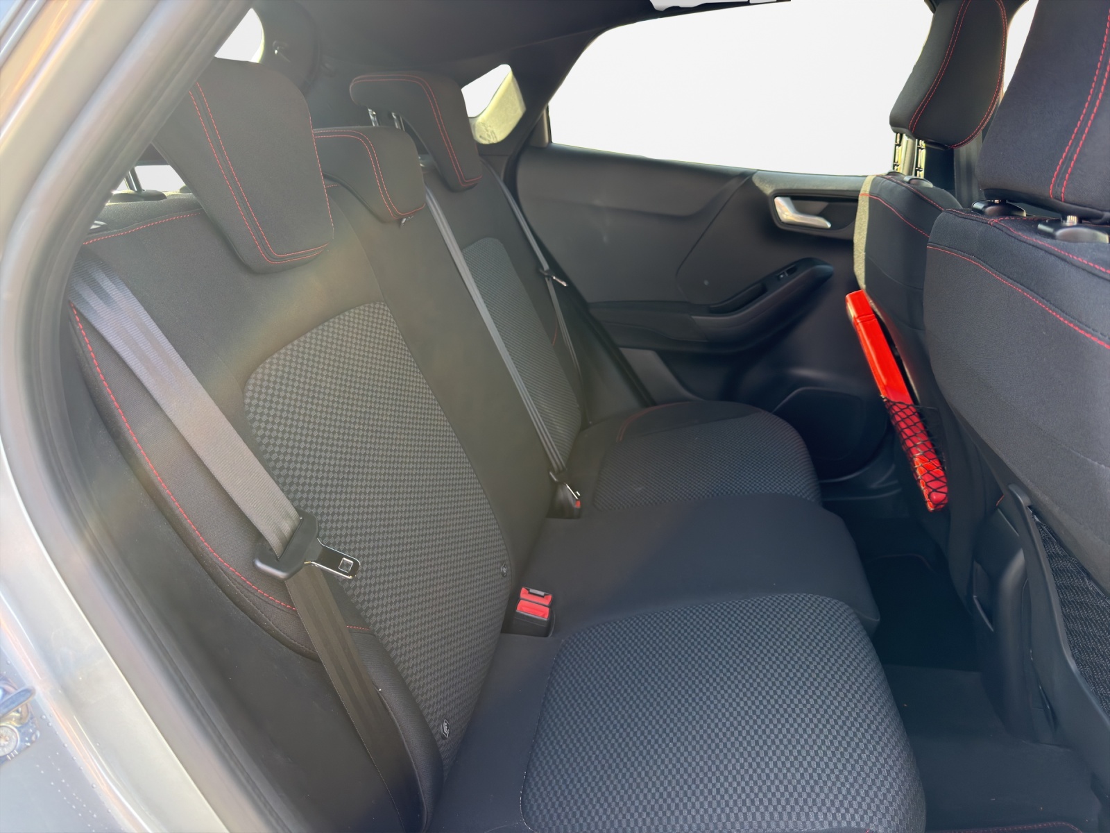 FORD Puma 1.0 EcoB Hybrid 155 ST-Line-image-13