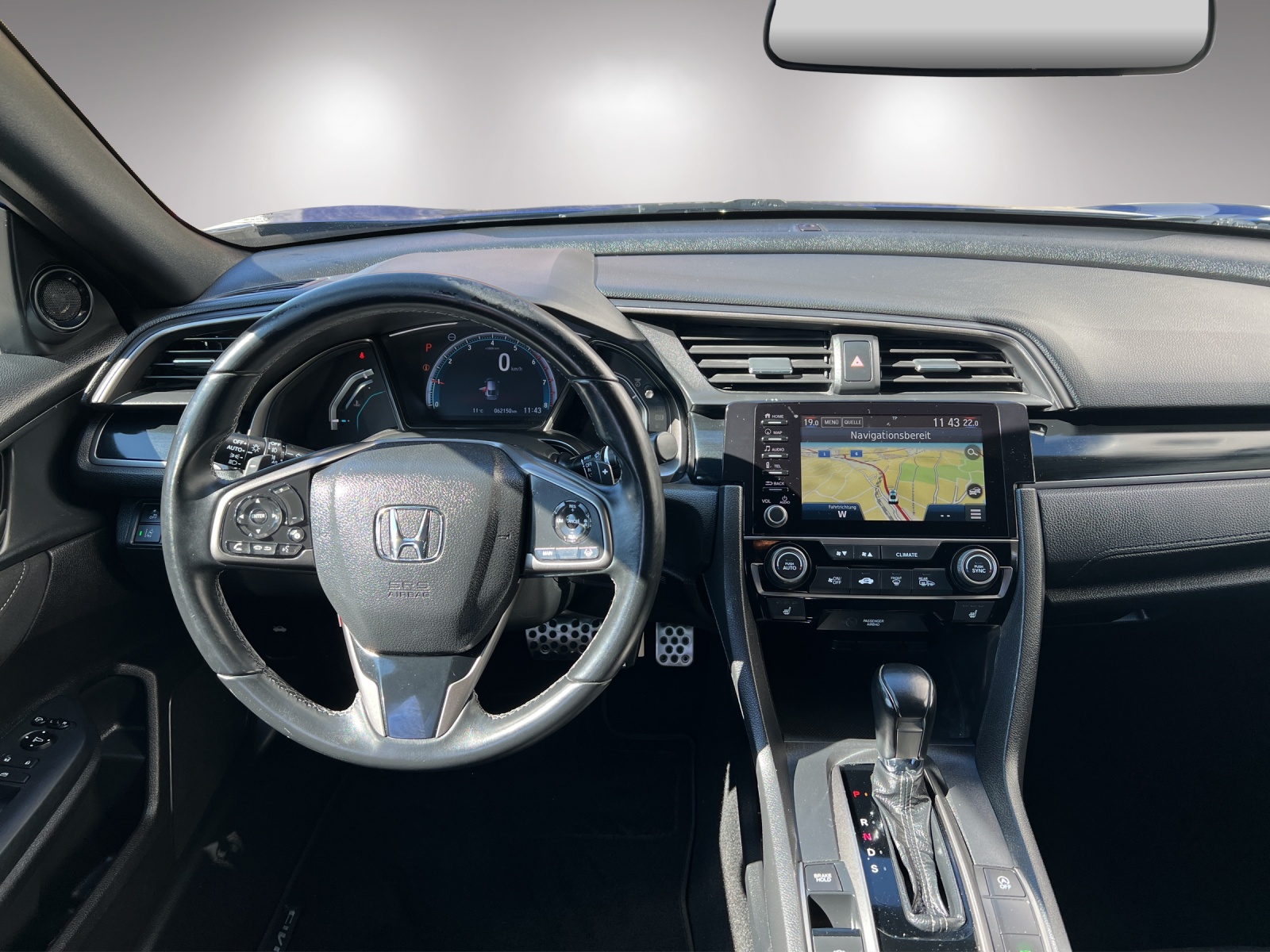 HONDA Civic 1.0 VTEC Executive Sport Line CVT-image-9