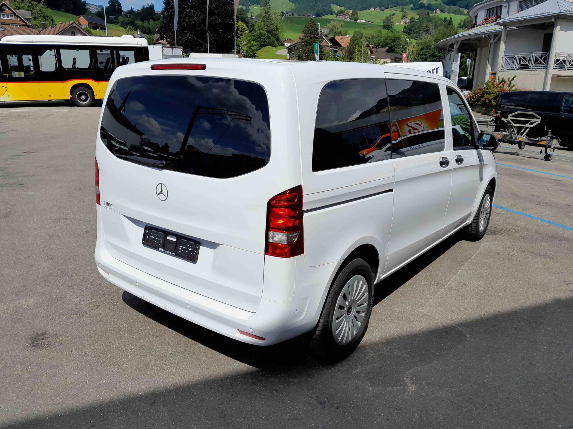 MERCEDES-BENZ Vito 116 CDI KB K 4x4 Tourer Pro-image-4