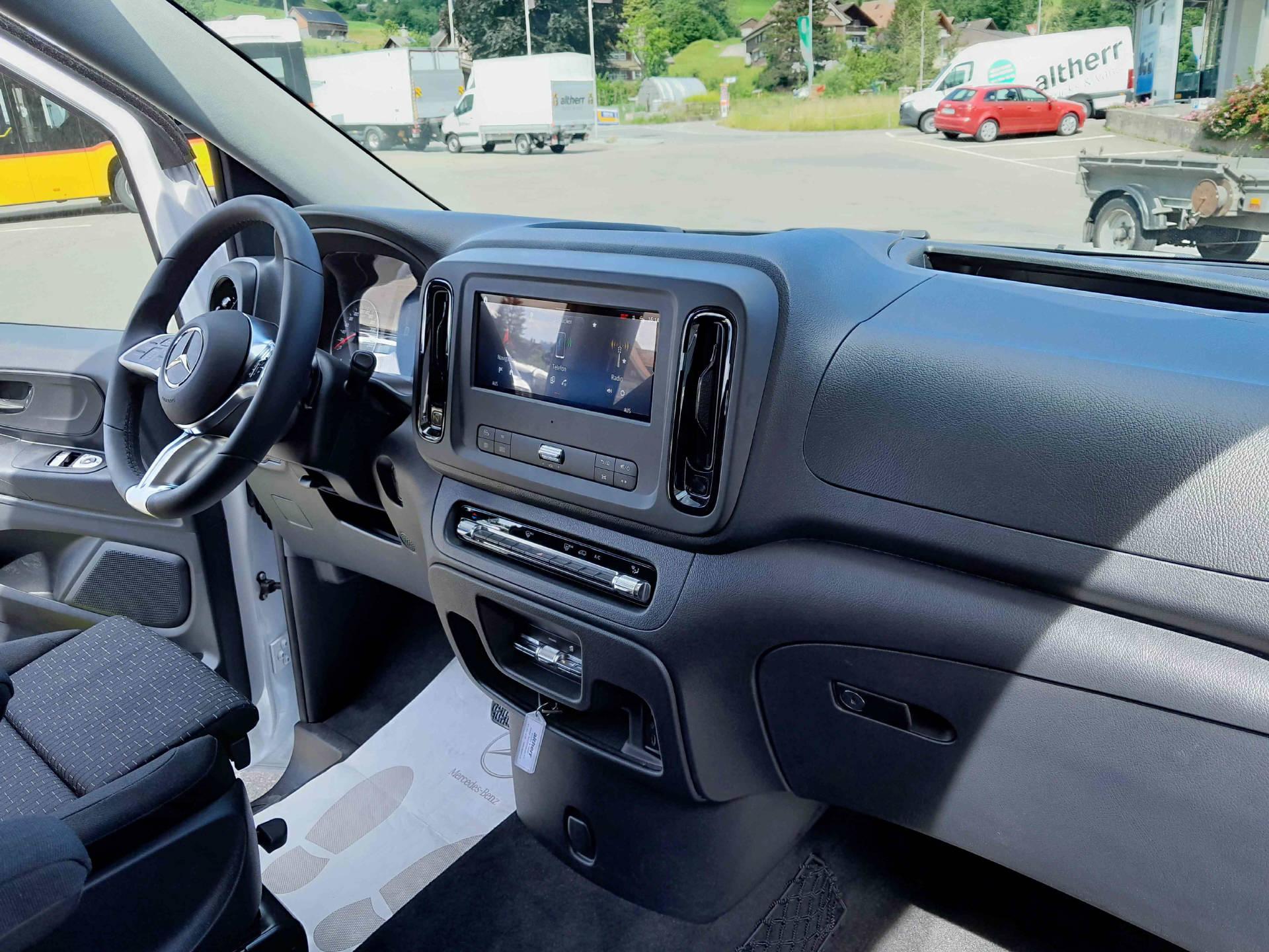 MERCEDES-BENZ Vito 116 CDI KB K 4x4 Tourer Pro-image-11