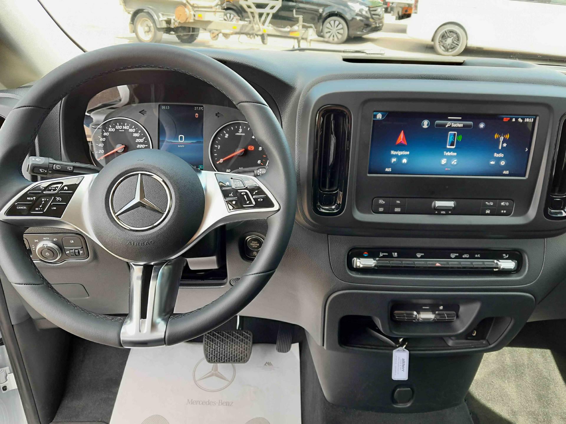 MERCEDES-BENZ Vito 116 CDI KB K 4x4 Tourer Pro-image-9
