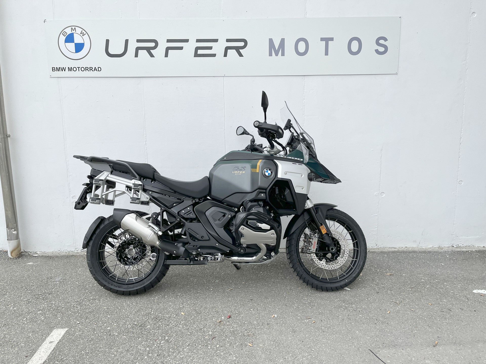 BMW R 1300 GS Adventure-image-0
