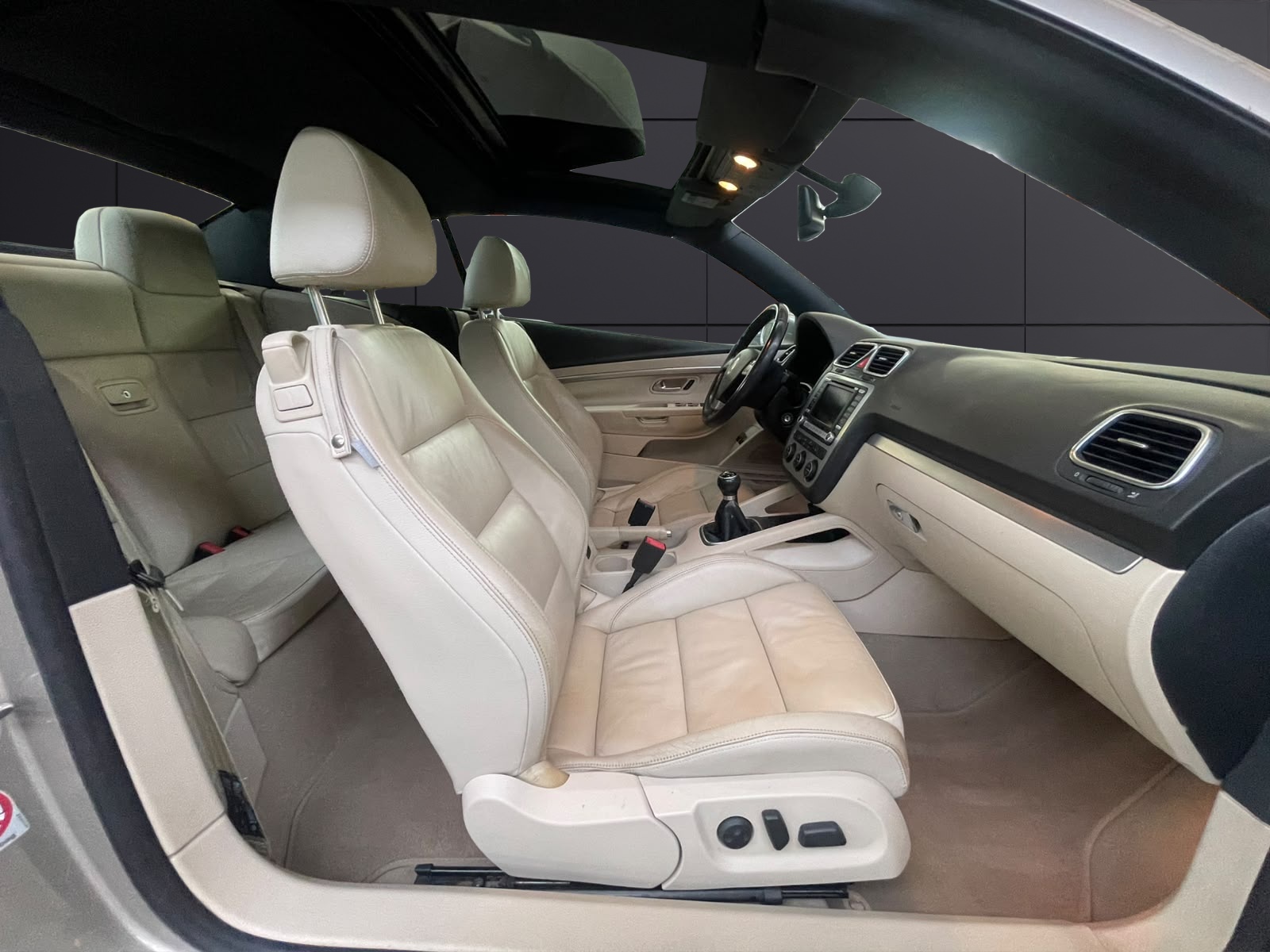 VW Eos 2.0 FSI Turbo-image-10