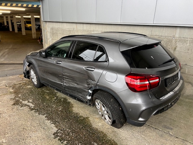 MERCEDES-BENZ GLA 250-image-5