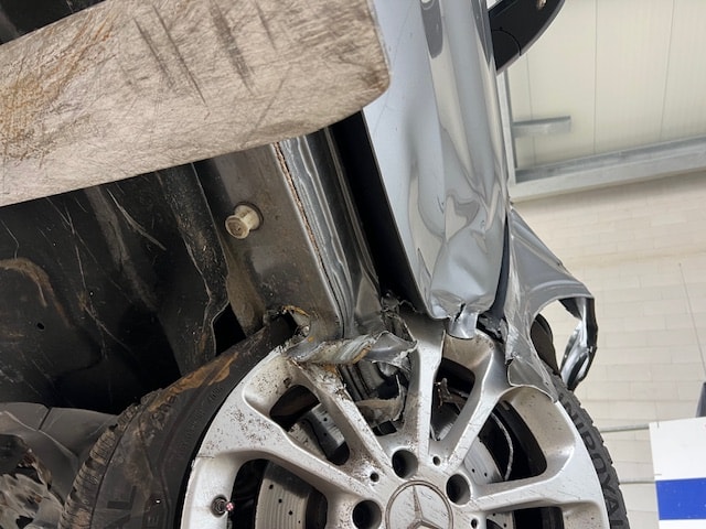 MERCEDES-BENZ GLA 250-image-9