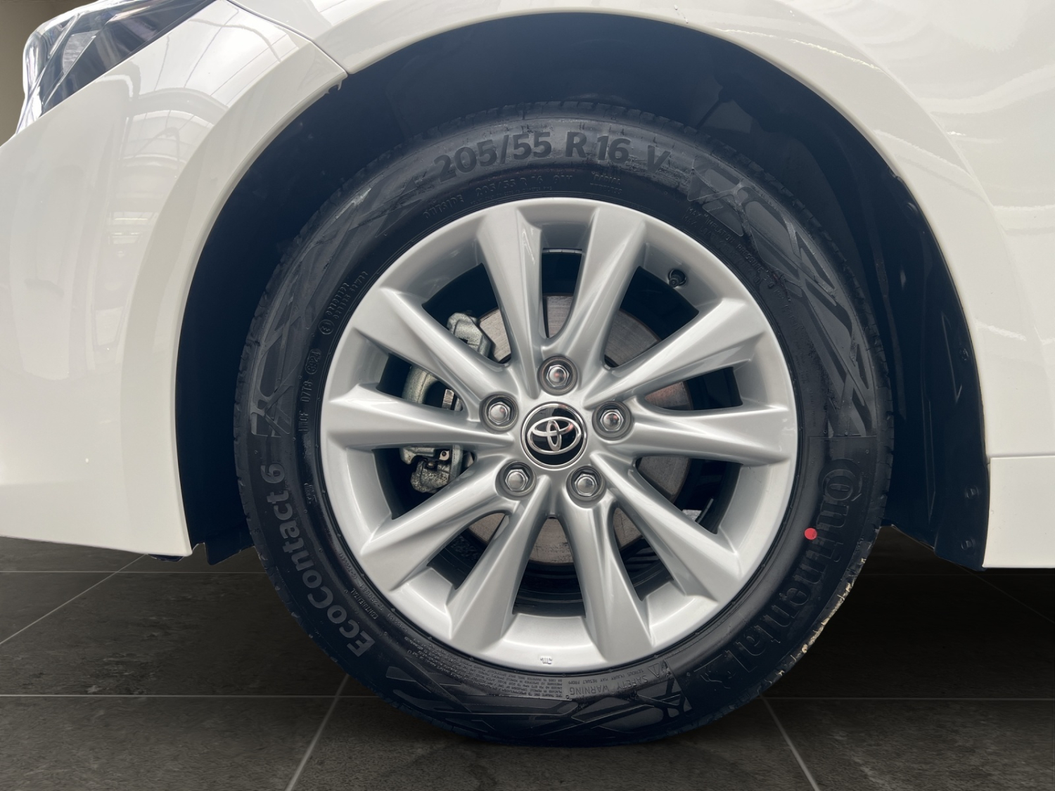 TOYOTA Corolla Touring Sports 1.8 HSD Comfort-image-18